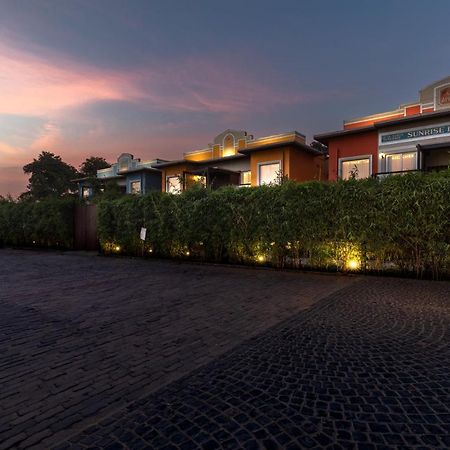 Downtown Resorts Nh8 Dhāruhera Exterior foto
